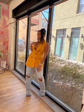 Load image into Gallery viewer, Sunny Sleeveless Blazer