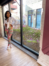 Load image into Gallery viewer, Vibrant Footed Pant Green
