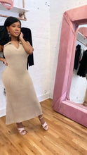 Load image into Gallery viewer, Prissy Girl Dress