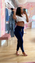 Load image into Gallery viewer, Plush Velvet Leggings